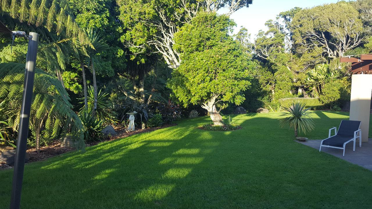 Heta Road B&B New Plymouth Exteriör bild